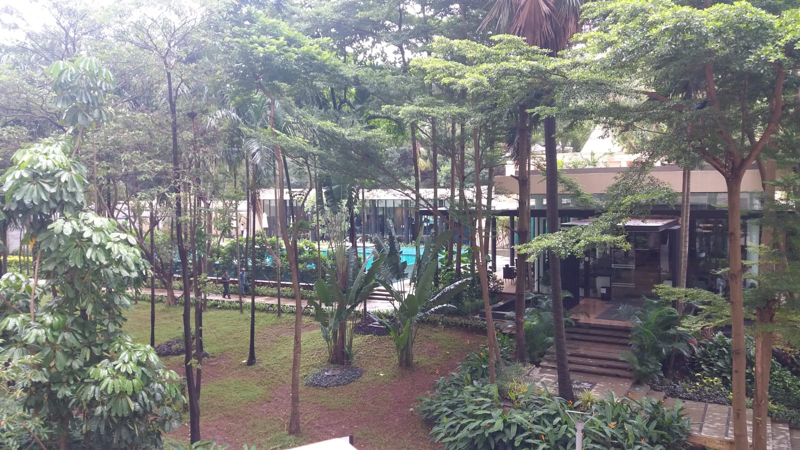 2½ BHK Flat on Rent in Andheri East - Oberoi Splendor